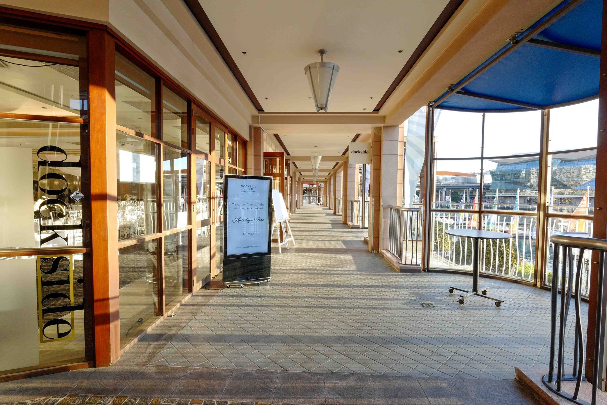 Dockside-Balcony-Cockle-Bay-Room-scaled